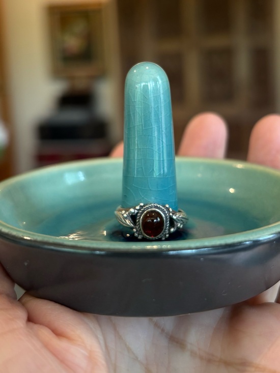 Jewelry - Sterling Silver Garnet Ring - Deep Red Gemstone